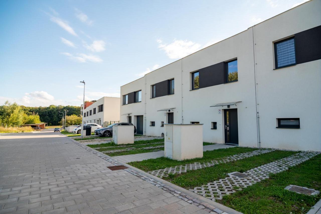 Willa 3 Bed Modern Family House In Mikulov Zewnętrze zdjęcie